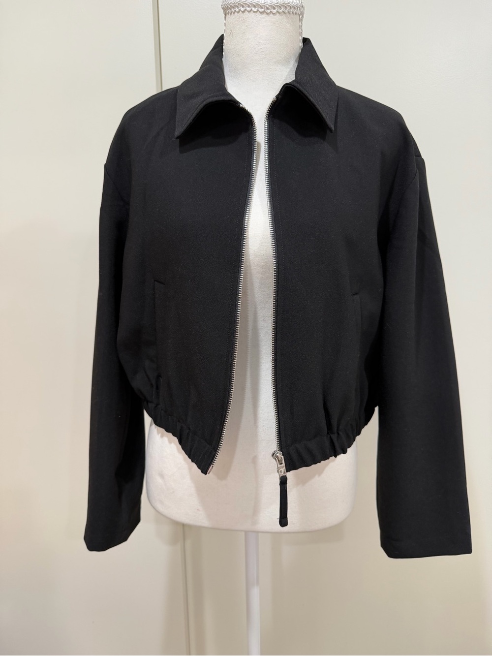 Zara Black Cropped Zip Bomber Jacket